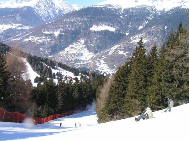 סקי באיטליה, חבילות סקי, קייטנות סקי, קלאב מד