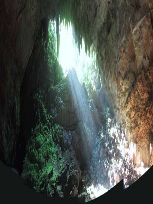 

<p dir=rtl>פארק מערות ריו קמוי Parque de las Cavernas. צילום:סיגלית בר </p>